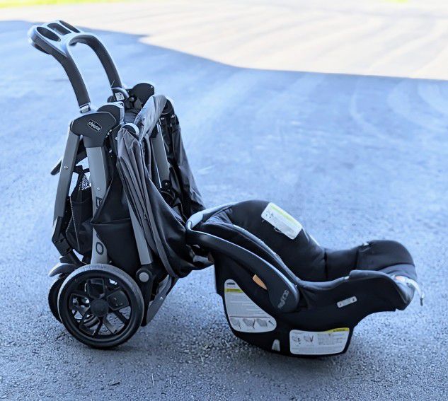 Chicco keyfit 30 stroller and car seat