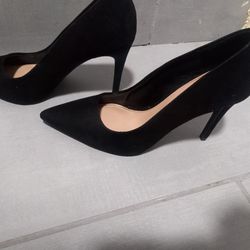 Shoedazzle Gisselle Pointed Toe 4 Inch Pumps