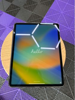 Apple Ipad Pro 12.9" 6th gen 128gb