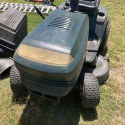 Craftsman Riding Mower With Bagger Works Good 