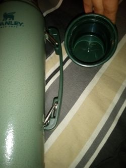 Stanley Thermos 1.1 Qt for Sale in Humble, TX - OfferUp