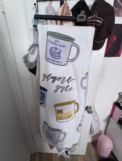 Gilmore Girls Throw Blanket *SERIOUS BUYERS ONLY*