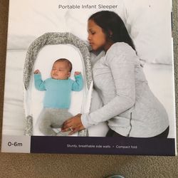 Portable baby co-sleeper/Snuggle Nest/Portable Infant Sleeper