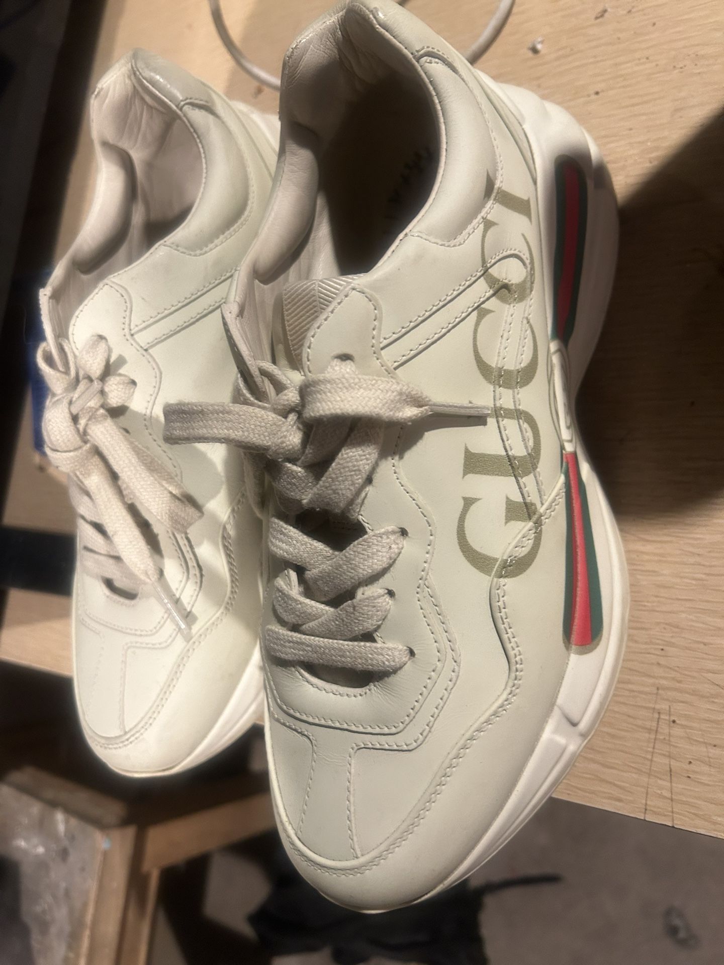 Women’s Gucci Sneakers 