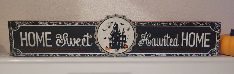 Michaels's Halloween Wood Decor Sign