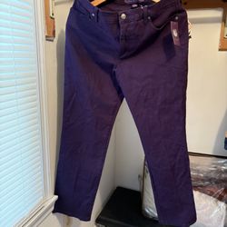 New Women’s Pants 