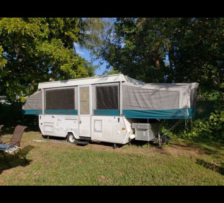 JAYCO Pop Up Camper Trailer