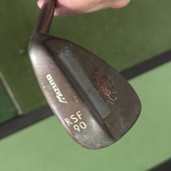 Mizuno Wedge