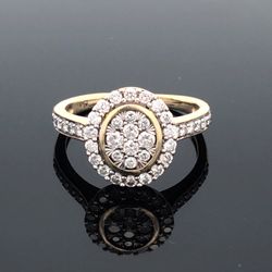 Ladies Cluster Ring