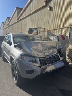 2015 Jeep Grand Cherokee - PARTS ONLY