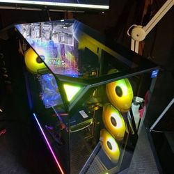 Gaming PC, Windows 11 - $540