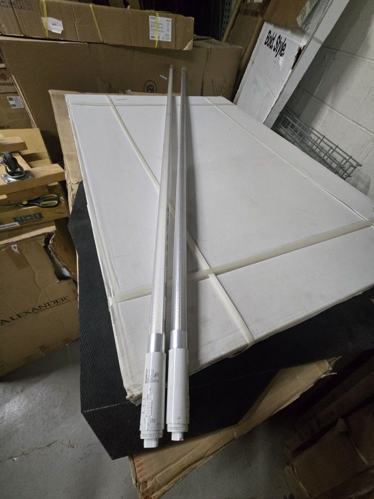 LOT OF 2 Satco Lighting ColorQuick 32 Watt T8 Double Contact (R17d) LED Bulb with Selectable CCT