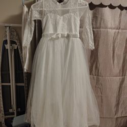 White Dress kids Size Small 8-10 Years Old