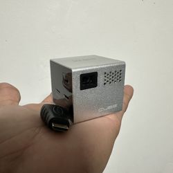 Mini Proyector 120 Inches Listo Para Roku 