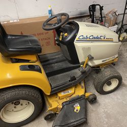 Cub Cadet lawn tractor 