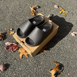 Onyx Yeezy Slides