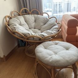 Papasan Chair With Leg Rest