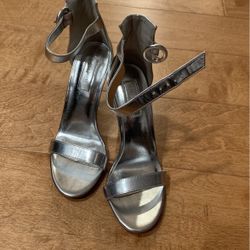 Heels Size 7 