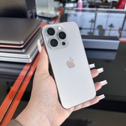 Apple iPhone 15 Pro 128GB! Unlocked to any company! 90 day warranty! We offer financing!