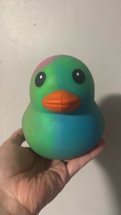 Squeeezy Duck Squishy