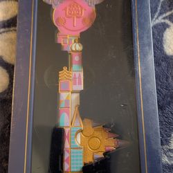 Mickey Mouse Main Attraction key. Small World