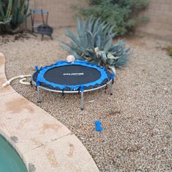 Trampoline 