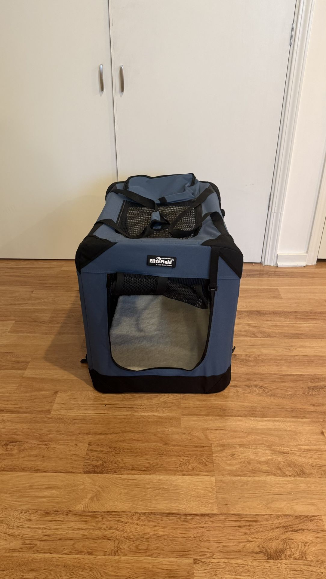 Never Been Used Pet Crate. Washable