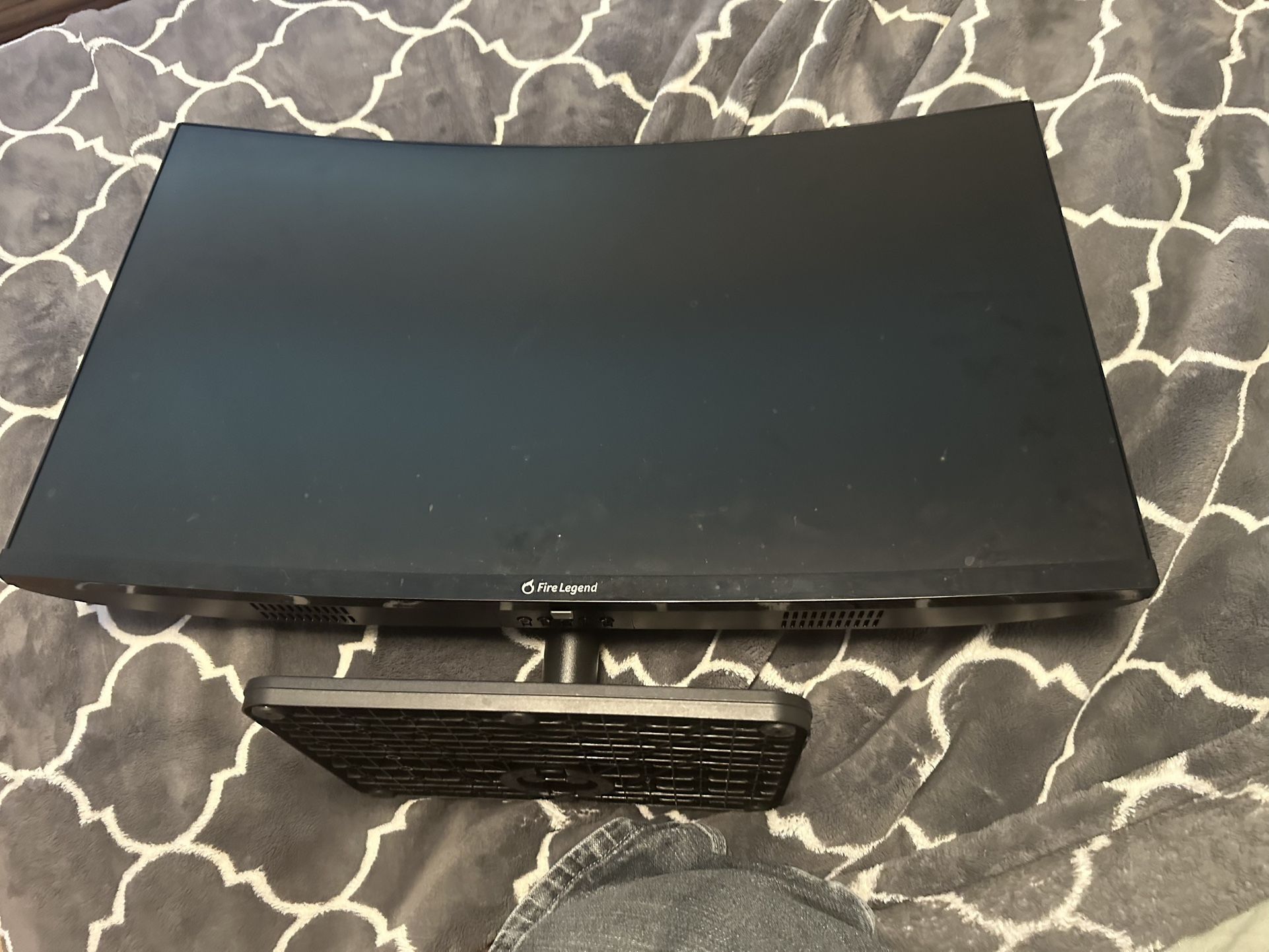 27” Gaming Curved Monitor 1080p 27HC5R