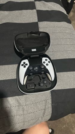 Dual sense Edge ps5 pro controller.