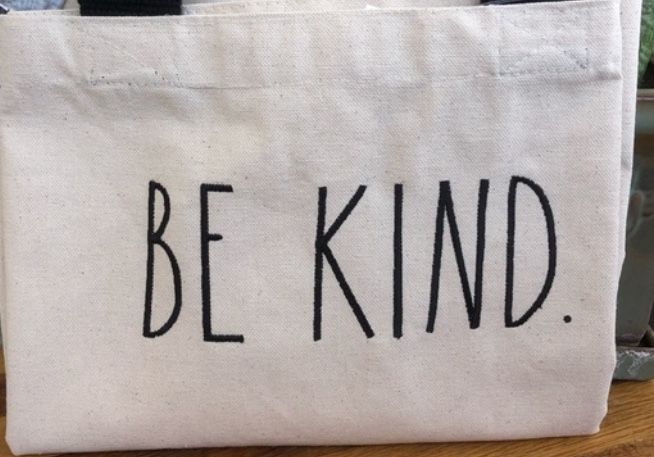 👜Rae Dunn “BE KIND” Tote Bag (NEW)