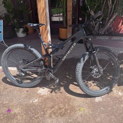 2019 Specialized Stumpjumper Expert Carbon