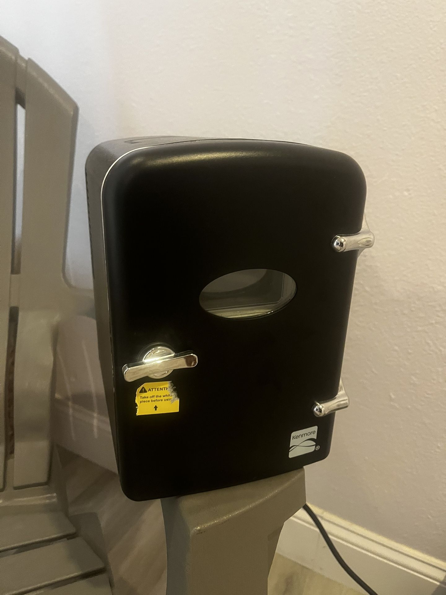 Kenmore Mini Drink Fridge