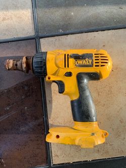 Untested Yellow & Black DeWalt Cordless Drill Driver (Power Tool)