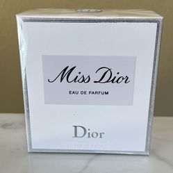 Miss Dior Perfume