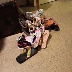 Used shoes good shape womans 8.5 to size 10