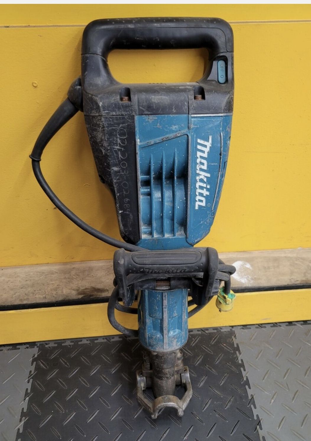 Makita Jack Hammer