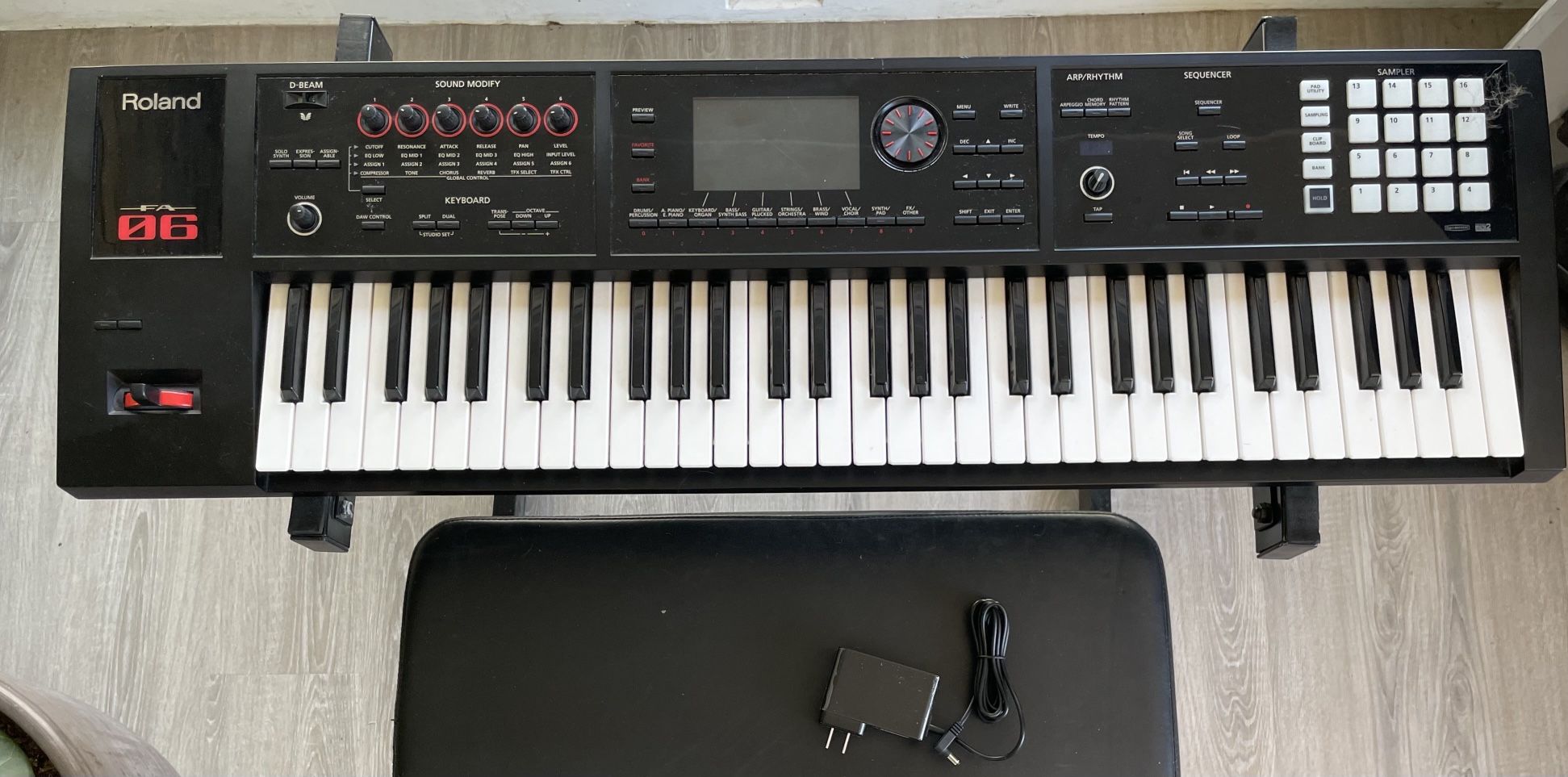 Roland FA-06 Professional keyboard Workstation 