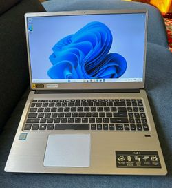 Acer Swift 3 SF314-52 Ultrabook Laptop i5(8th gen) 256 SSD 8 GIGS RAM Webcam HDMI Win 11 Office