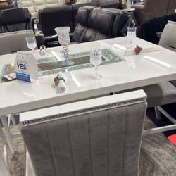 Table 4 Chairs Exclusive Set Was 3800 Now 1799 