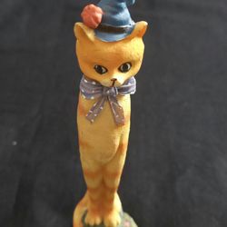 Whimsical! Tall Calico Cat on Pumpkin with Hat Resin Orange Vtg 7.25"x1.75"