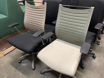 Source office seating 2 chairs