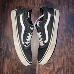 black low top vans