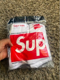 Supreme Socks