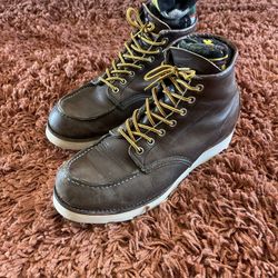 Red Wing Moc Toe 