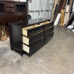 Dresser $140