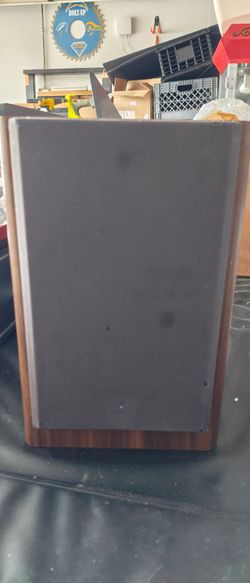 JBL lx22 pair of bookshelf vintage speakers