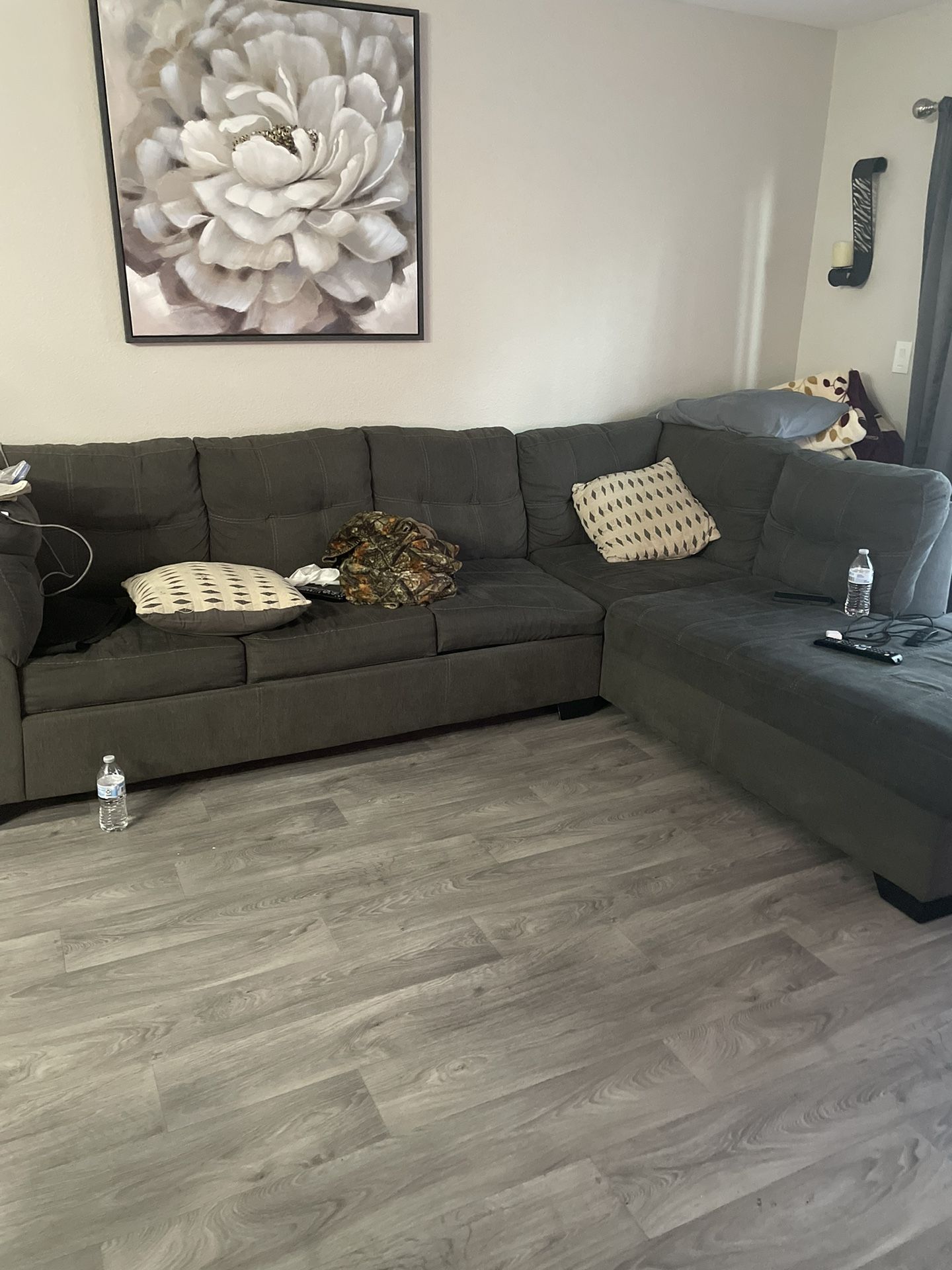 Sleeper Sectional Grey 