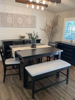 Dinning Table