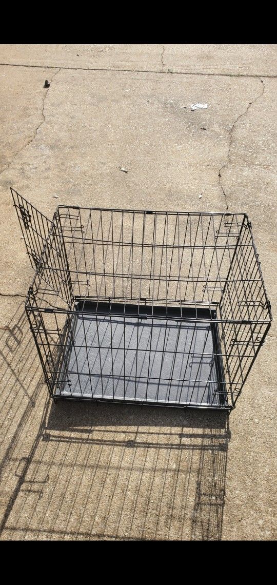 Wire Collapsible Dog Crate - Black
$55.0 obo