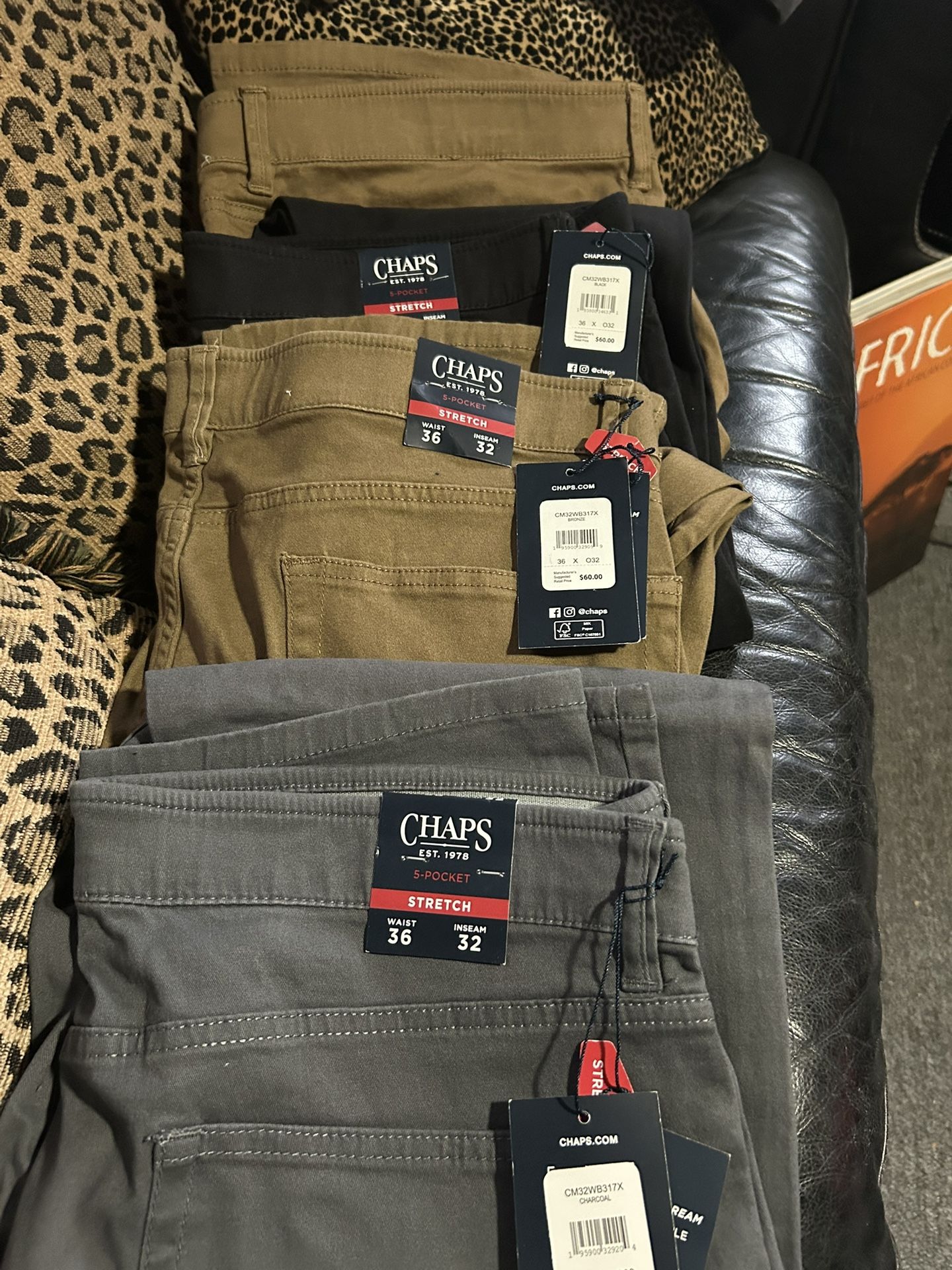 New Mens “CHAPS” Pants Size 36x32
